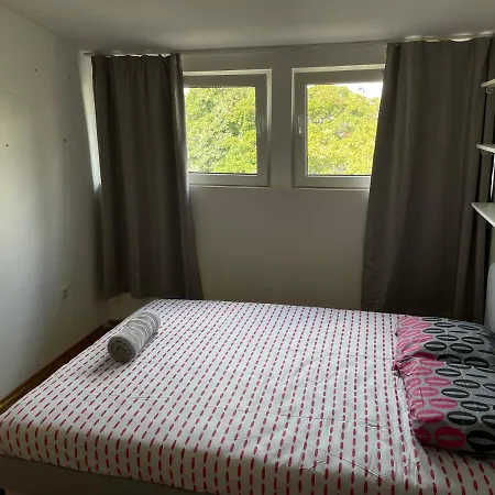 Cozy Apartment Near The Ideal Center In Varna *